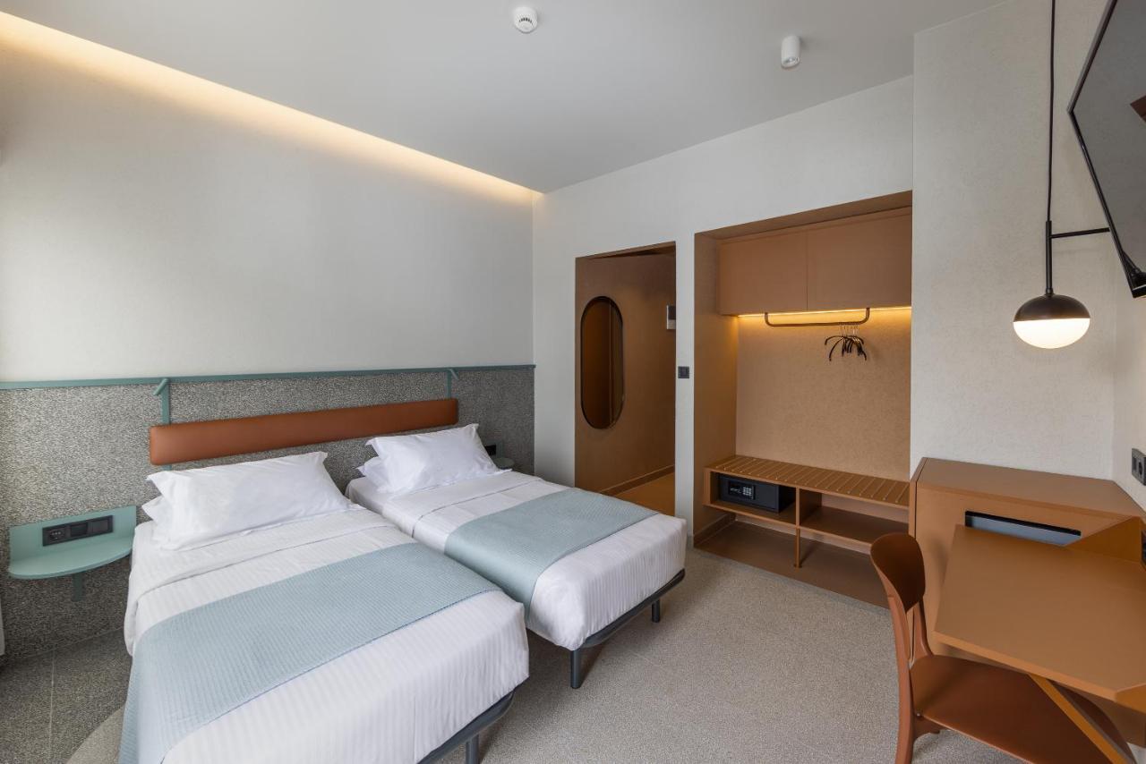 Evripides Otel Atina
